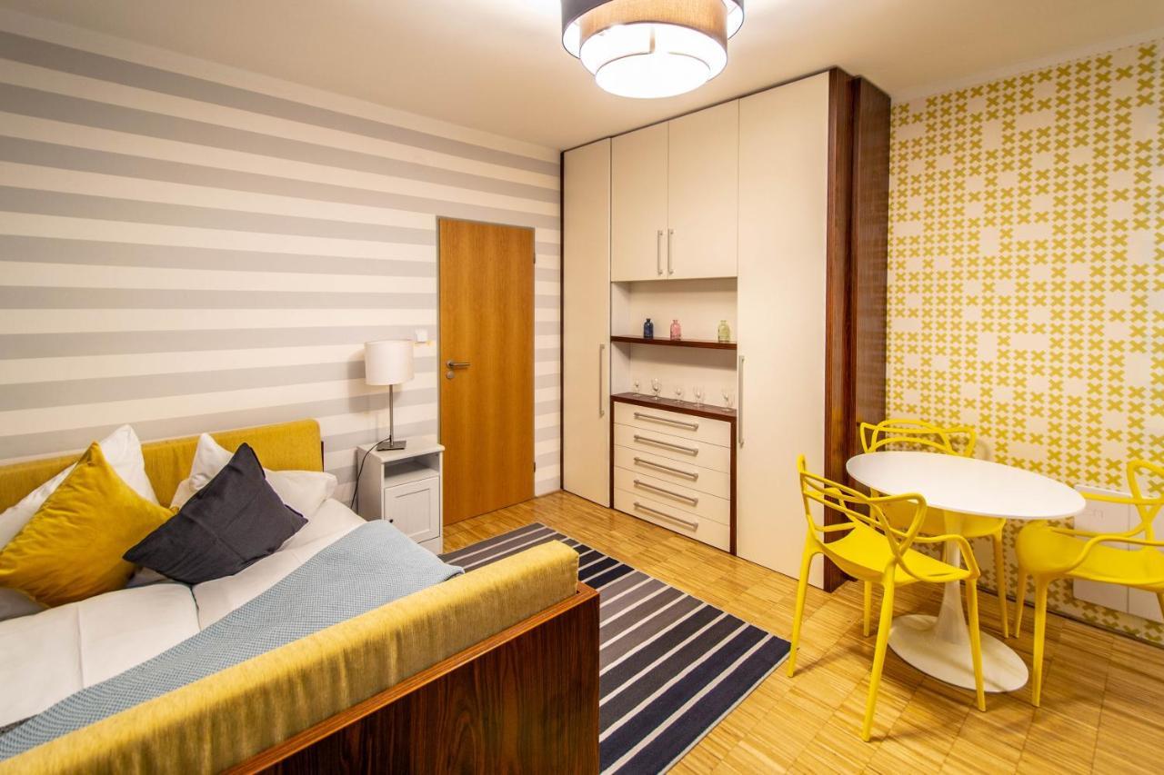 National Museum Apartment By Ruterra Прага Екстериор снимка
